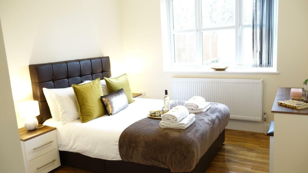 Luxury 2 Bed 2 Bath - Free Parking - 5Min To Airport - Sleeps 6 Apartment Ashford  Exterior photo