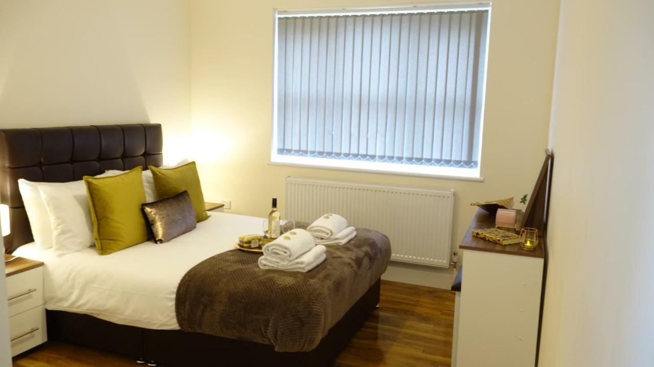 Luxury 2 Bed 2 Bath - Free Parking - 5Min To Airport - Sleeps 6 Apartment Ashford  Exterior photo